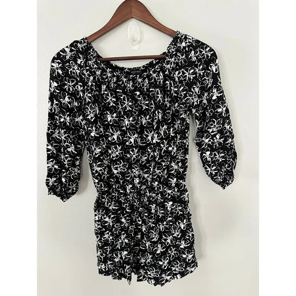 Banana Republic Black And White Floral Romper Size Small